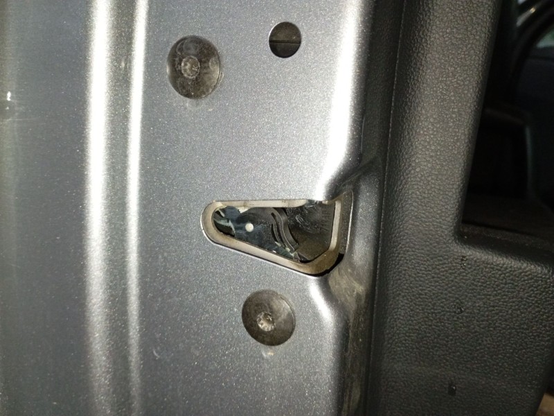 Recambio de cerradura puerta delantera izquierda para volkswagen t-roc (a11, d11) 1.5 tsi referencia OEM IAM   