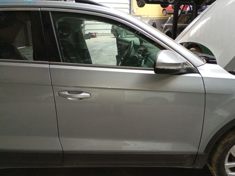 Recambio de puerta delantera derecha para volkswagen t-roc (a11, d11) 1.5 tsi referencia OEM IAM   