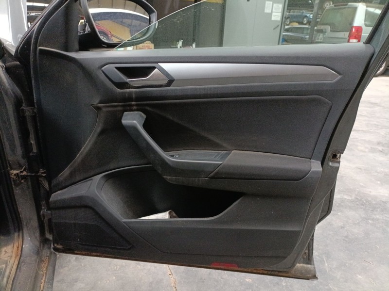 Recambio de guarnecido puerta delantera derecha para volkswagen t-roc (a11, d11) 1.0 tsi referencia OEM IAM   