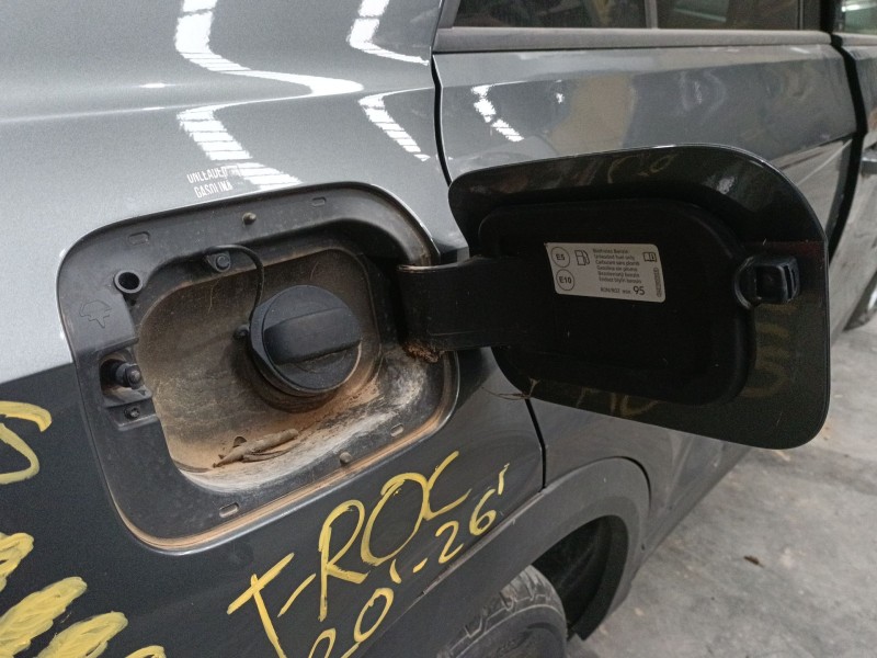 Recambio de tapa exterior combustible para volkswagen t-roc (a11, d11) 1.0 tsi referencia OEM IAM   