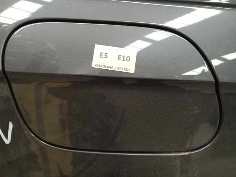 Recambio de tapa exterior combustible para volkswagen taigo (cs1) 1.0 tsi referencia OEM IAM   