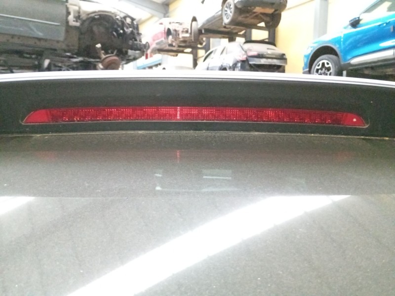 Recambio de luz central de freno para volkswagen t-roc (a11, d11) 1.5 tsi referencia OEM IAM   