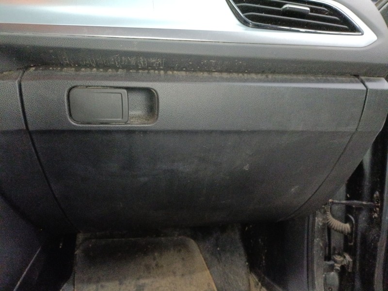 Recambio de guantera para volkswagen t-roc (a11, d11) 1.0 tsi referencia OEM IAM   