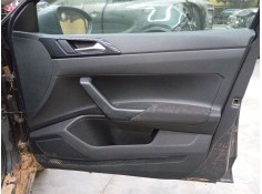 GUARNECIDO PUERTA DELANTERA DERECHA 