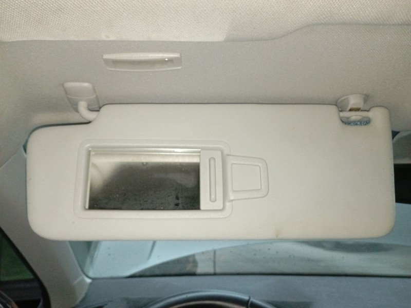 Recambio de parasol izquierdo para volkswagen t-roc (a11, d11) 1.5 tsi referencia OEM IAM   