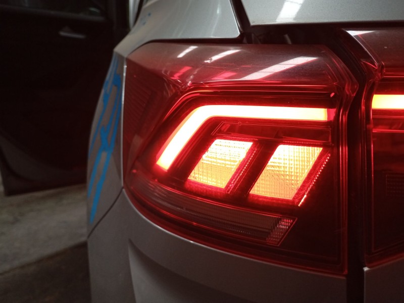 Recambio de piloto trasero izquierdo para volkswagen t-roc (a11, d11) 1.5 tsi referencia OEM IAM   