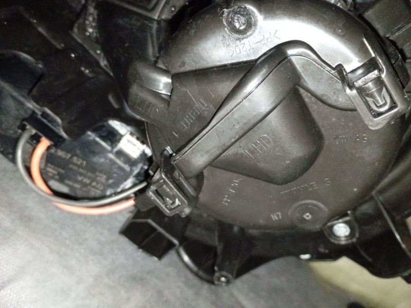 Recambio de ventilador calefaccion para volkswagen taigo (cs1) 1.0 tsi referencia OEM IAM   