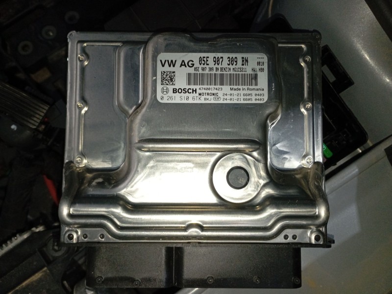 Recambio de centralita motor uce para volkswagen t-roc (a11, d11) 1.5 tsi referencia OEM IAM 05E907309BN  