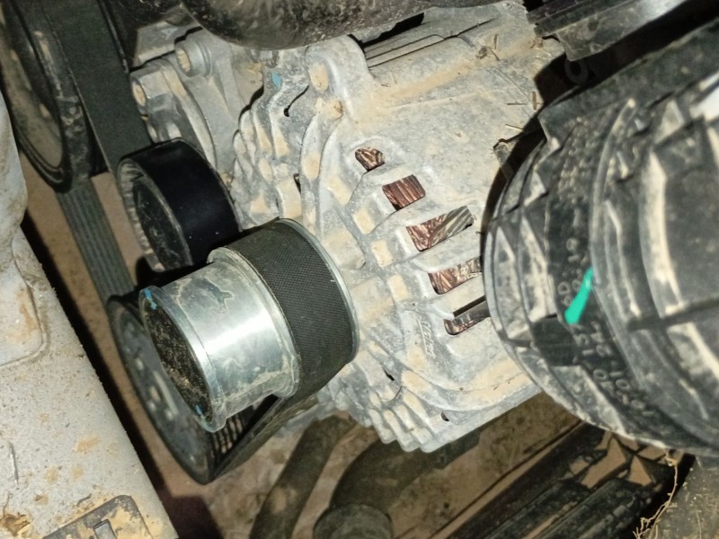 Recambio de alternador para volkswagen t-roc (a11, d11) 1.5 tsi referencia OEM IAM   