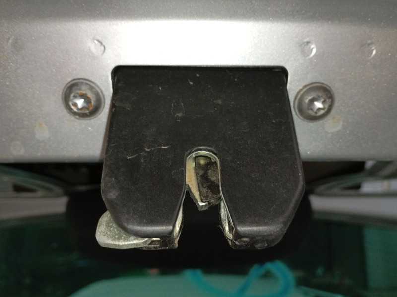 Recambio de cerradura maletero / porton para skoda fabia ii (542) 1.6 tdi referencia OEM IAM   