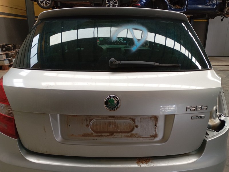 Recambio de porton trasero para skoda fabia ii (542) 1.6 tdi referencia OEM IAM   