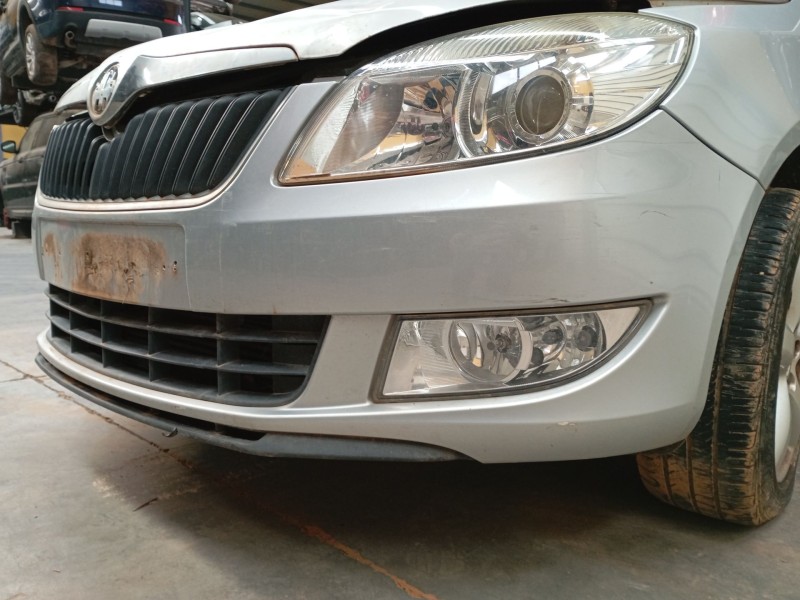 Recambio de paragolpes delantero para skoda fabia ii (542) 1.6 tdi referencia OEM IAM   