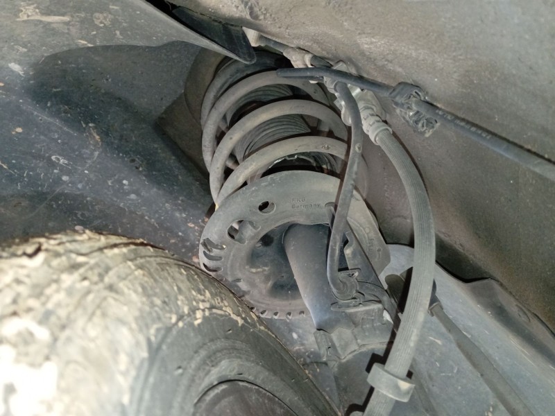 Recambio de amortiguador delantero izquierdo para skoda fabia ii (542) 1.6 tdi referencia OEM IAM   