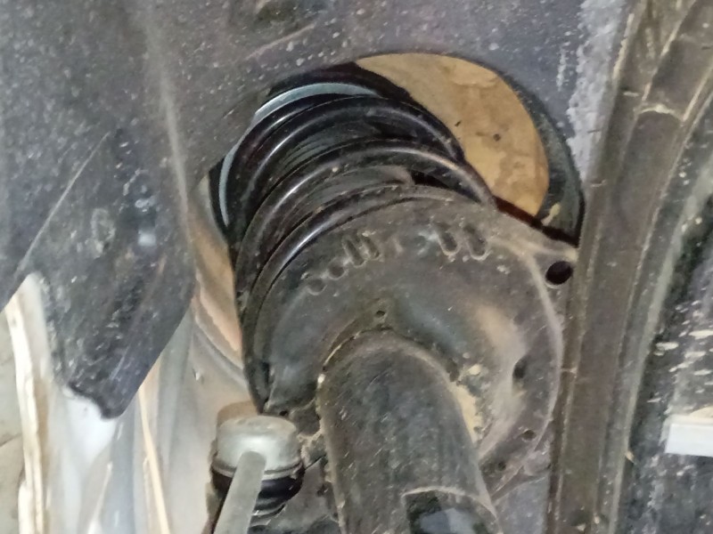 Recambio de amortiguador delantero izquierdo para volkswagen t-roc (a11, d11) 1.5 tsi referencia OEM IAM   