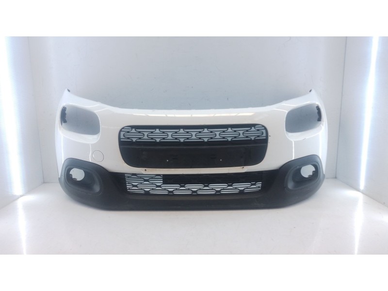 Recambio de paragolpes delantero para citroën c3 iii (sx) 1.2 vti 82 referencia OEM IAM   