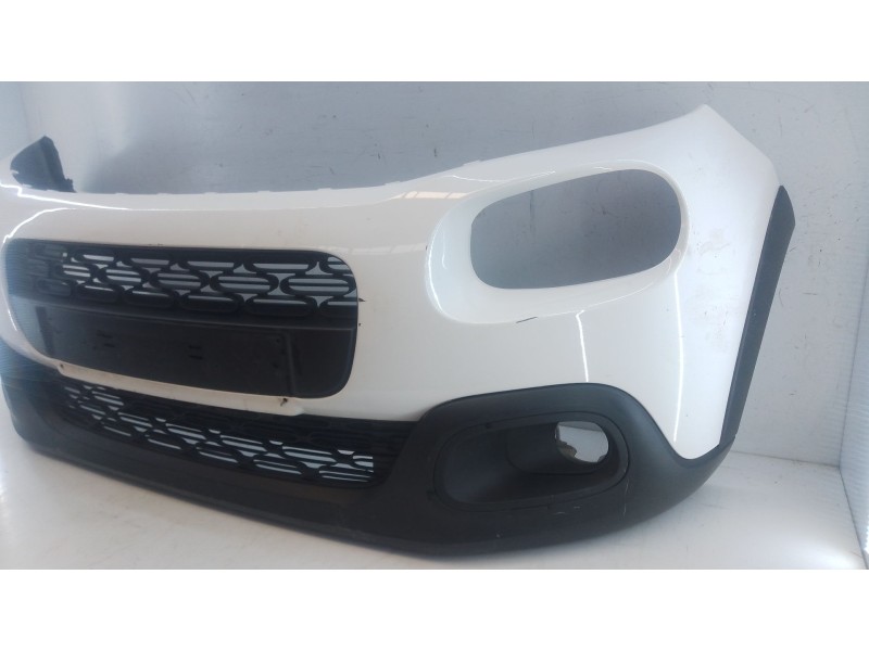 Recambio de paragolpes delantero para citroën c3 iii (sx) 1.2 vti 82 referencia OEM IAM   