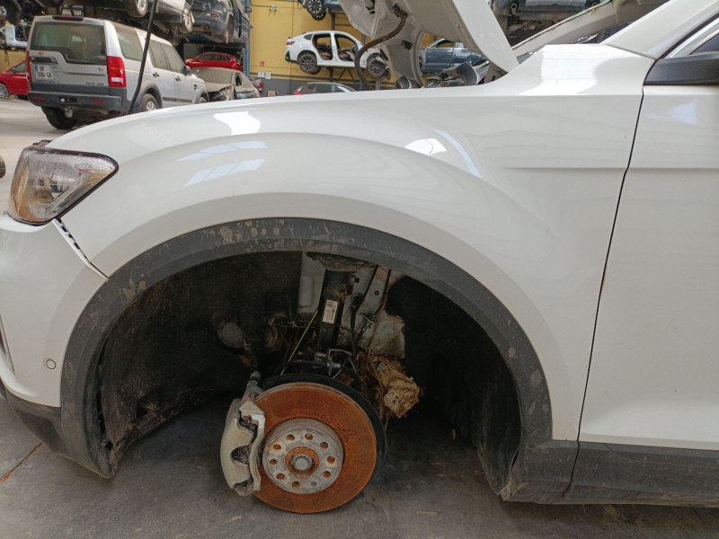 Recambio de aleta delantera izquierda para volkswagen t-roc (a11, d11) 1.0 tsi referencia OEM IAM   