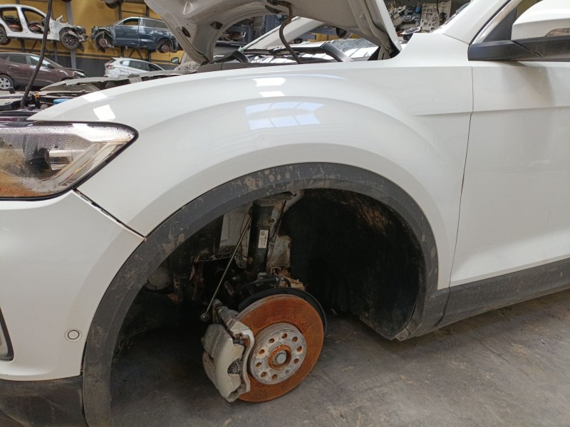 Recambio de aleta delantera izquierda para volkswagen t-roc (a11, d11) 1.0 tsi referencia OEM IAM   