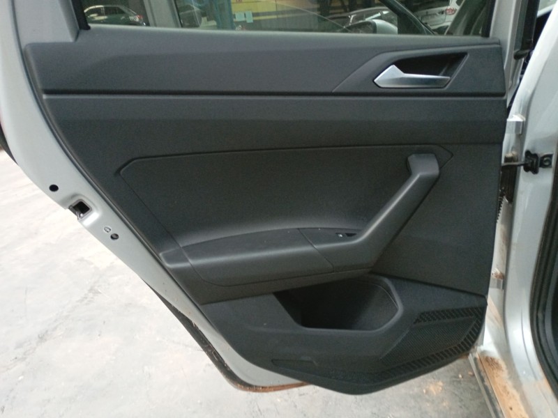Recambio de guarnecido puerta trasera izquierda para volkswagen taigo (cs1) 1.0 tsi referencia OEM IAM   