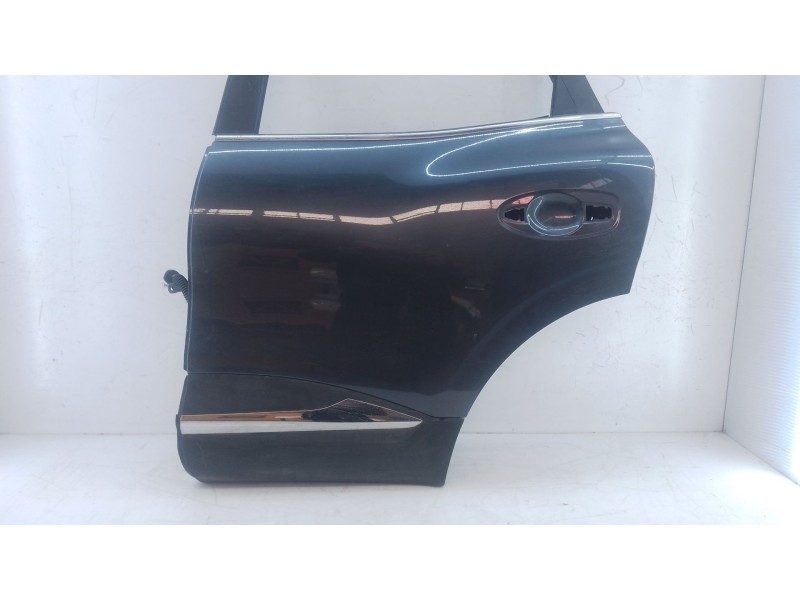 Recambio de puerta trasera izquierda para renault kadjar (ha_, hl_) 1.5 blue dci 115 referencia OEM IAM   E4-A1-6