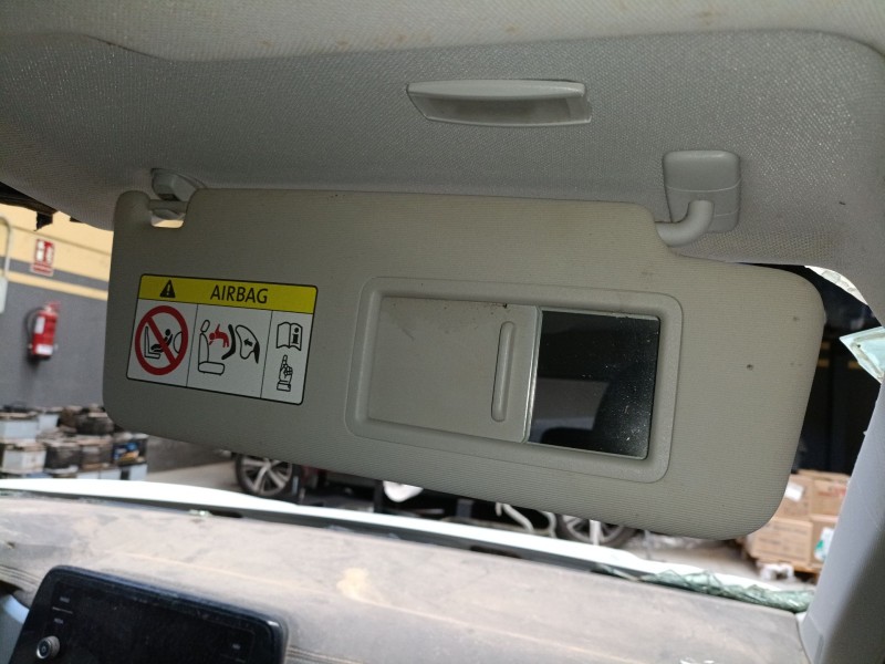 Recambio de parasol derecho para volkswagen t-roc (a11, d11) 1.0 tsi referencia OEM IAM   