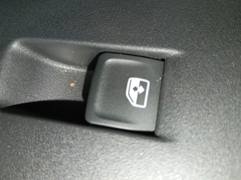 Recambio de mando elevalunas delantero derecho para volkswagen taigo (cs1) 1.0 tsi referencia OEM IAM   
