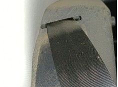 CINTURON SEGURIDAD TRASERO DERECHO 