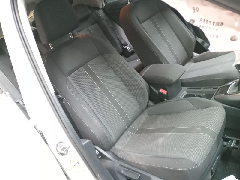 volkswagen t-roc (a11, d11) del año 2025