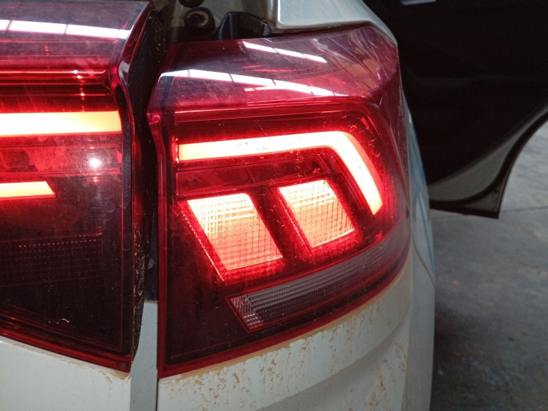 Recambio de piloto trasero derecho para volkswagen t-roc (a11, d11) 2.0 tdi scr referencia OEM IAM   