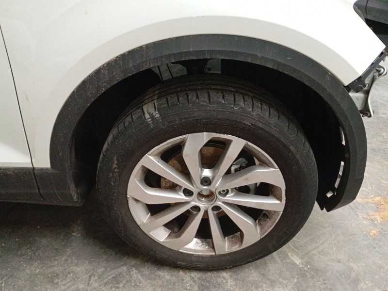 Recambio de aletin delantero derecho para volkswagen t-roc (a11, d11) 2.0 tdi scr referencia OEM IAM   