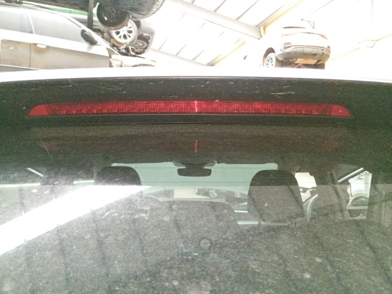 Recambio de luz central de freno para volkswagen t-roc (a11, d11) 2.0 tdi scr referencia OEM IAM   
