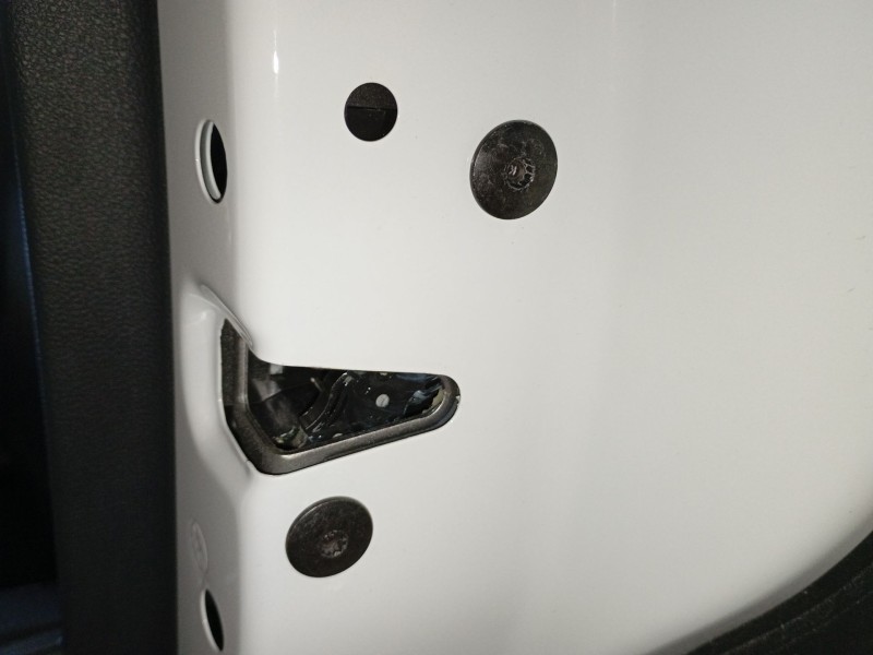 Recambio de cerradura puerta trasera derecha para volkswagen t-roc (a11, d11) 2.0 tdi scr referencia OEM IAM   