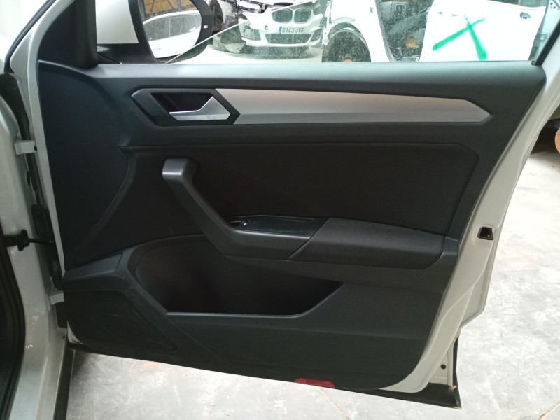 Recambio de guarnecido puerta delantera derecha para volkswagen t-roc (a11, d11) 2.0 tdi scr referencia OEM IAM   
