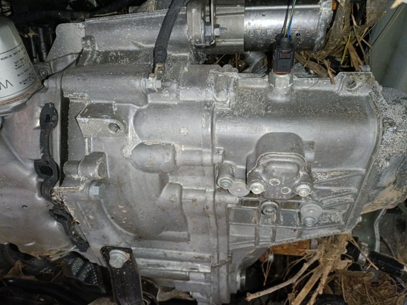 Recambio de caja cambios para volkswagen t-roc (a11, d11) 1.0 tsi referencia OEM IAM UTV  