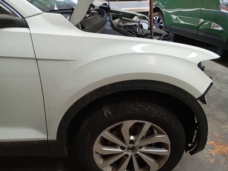 Recambio de aleta delantera derecha para volkswagen t-roc (a11, d11) 2.0 tdi scr referencia OEM IAM   