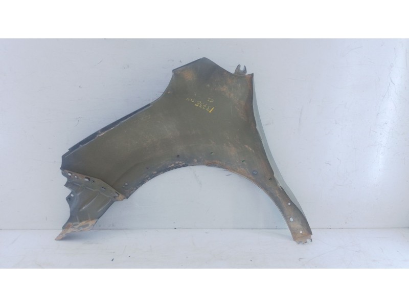 Recambio de aleta delantera derecha para citroën c3 iii (sx) 1.2 puretech 82 referencia OEM IAM   