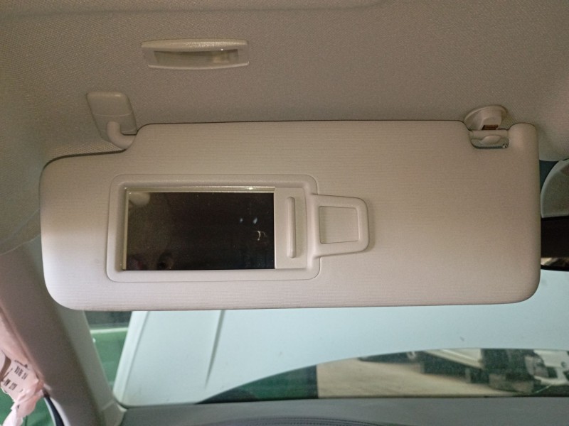 Recambio de parasol izquierdo para volkswagen t-roc (a11, d11) 2.0 tdi scr referencia OEM IAM   