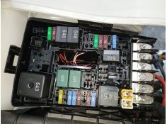 Recambio de caja reles / fusibles para volkswagen t-roc (a11, d11) 2.0 tdi scr referencia OEM IAM   