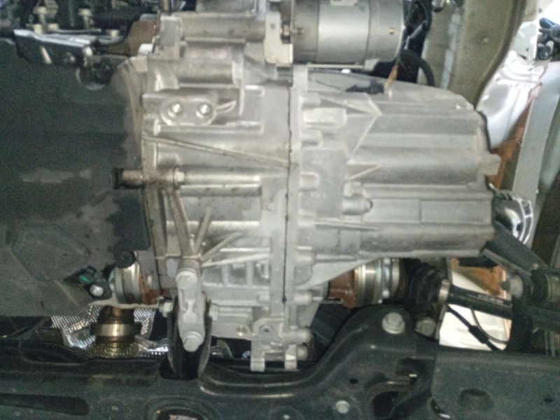 Recambio de caja cambios para volkswagen t-roc (a11, d11) 2.0 tdi scr referencia OEM IAM   