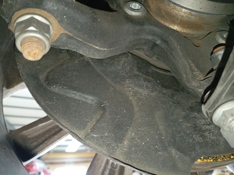 Recambio de mangueta delantera izquierda para volkswagen t-roc (a11, d11) 2.0 tdi scr referencia OEM IAM   