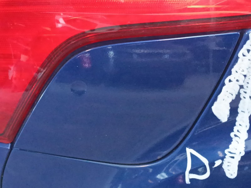 Recambio de tapa exterior combustible para ford focus iii 1.6 tdci referencia OEM IAM   