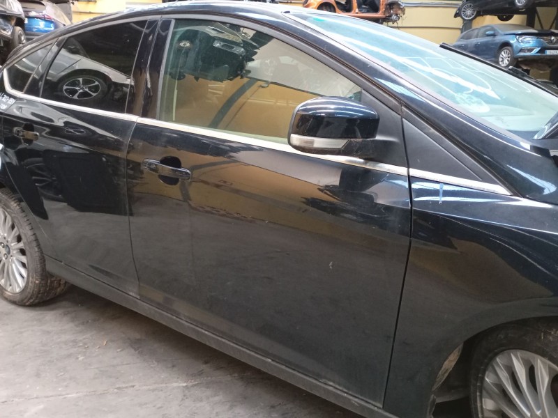 Recambio de puerta delantera derecha para ford focus iii 1.6 tdci referencia OEM IAM   
