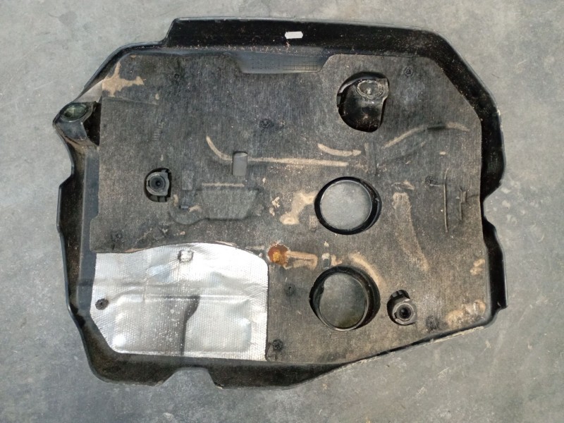 Recambio de tapa motor para ford focus iii 1.6 tdci referencia OEM IAM   