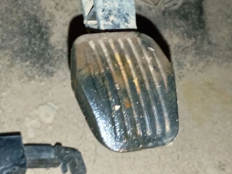 Recambio de pedal embrague para ford focus iii 1.6 tdci referencia OEM IAM   