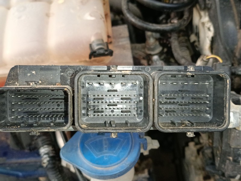 Recambio de centralita motor uce para ford focus iii 1.6 tdci referencia OEM IAM BV6112A650DDB S180133048 