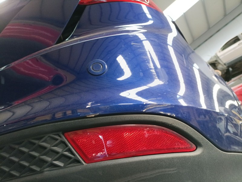 Recambio de paragolpes trasero para ford focus iii 1.6 tdci referencia OEM IAM   