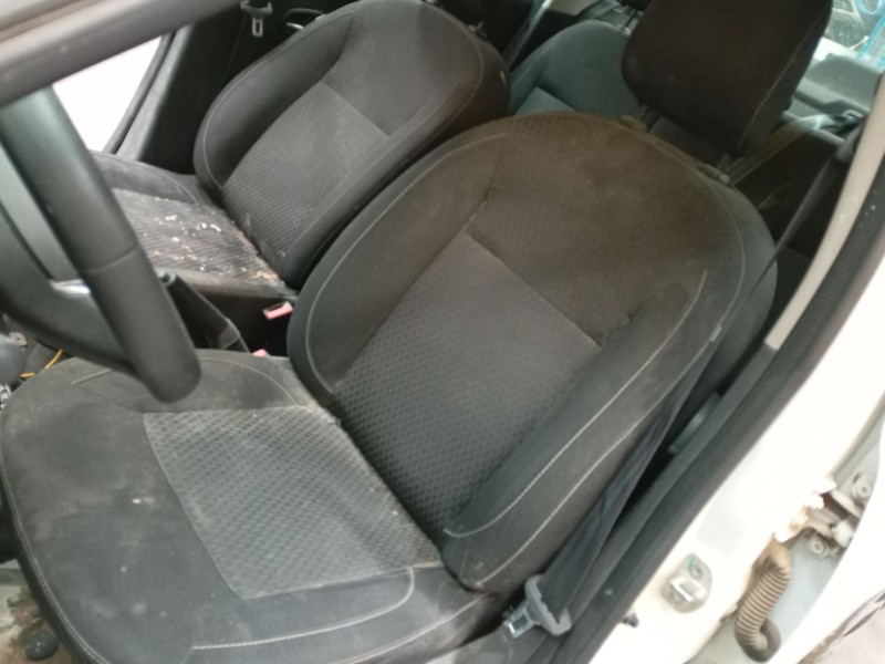 dacia logan ii del año 1950