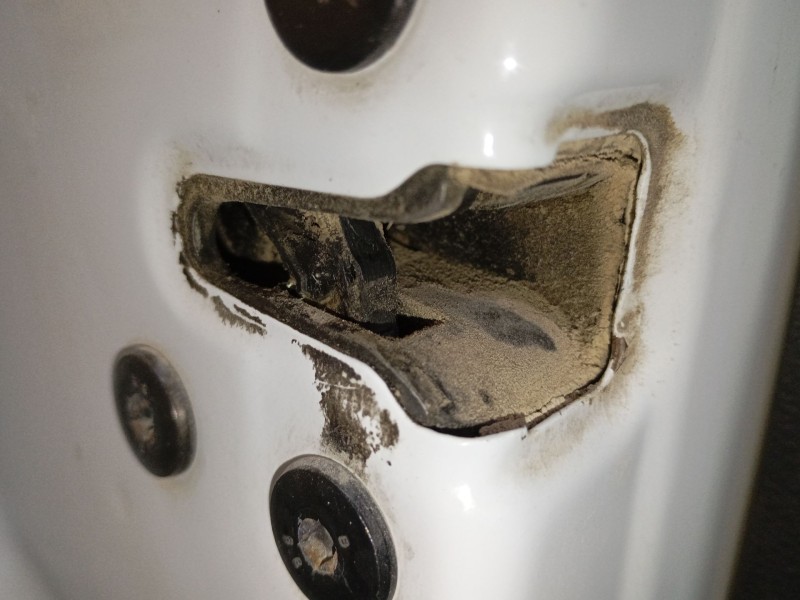 Recambio de cerradura puerta delantera izquierda para dacia logan ii 1.5 dci / blue dci 75 referencia OEM IAM   