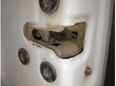 CERRADURA PUERTA TRASERA IZQUIERDA 