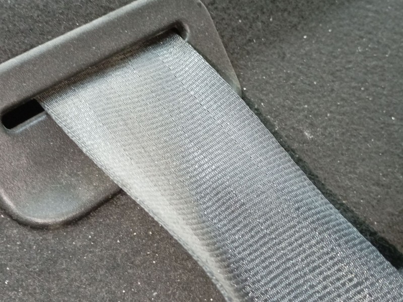 Recambio de cinturon seguridad trasero central para dacia logan ii 1.5 dci / blue dci 75 referencia OEM IAM   